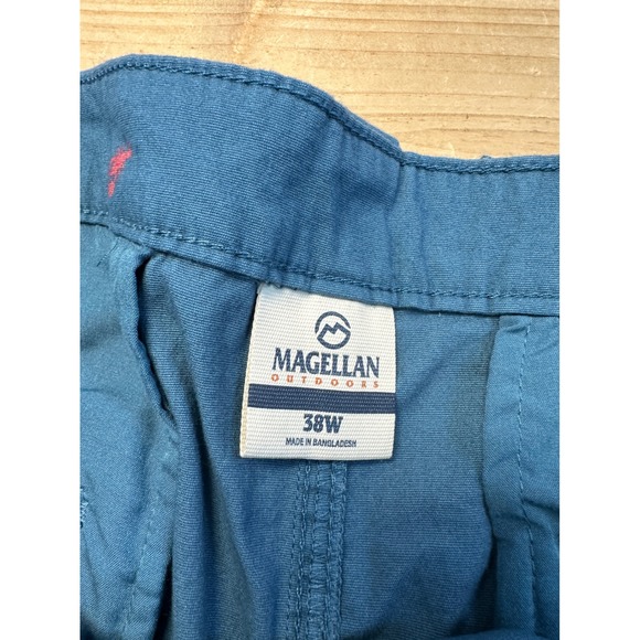 Magellan Outdoors Lobster Print Shorts Casual Everyday Blue Size 38W - Picture 3 of 6